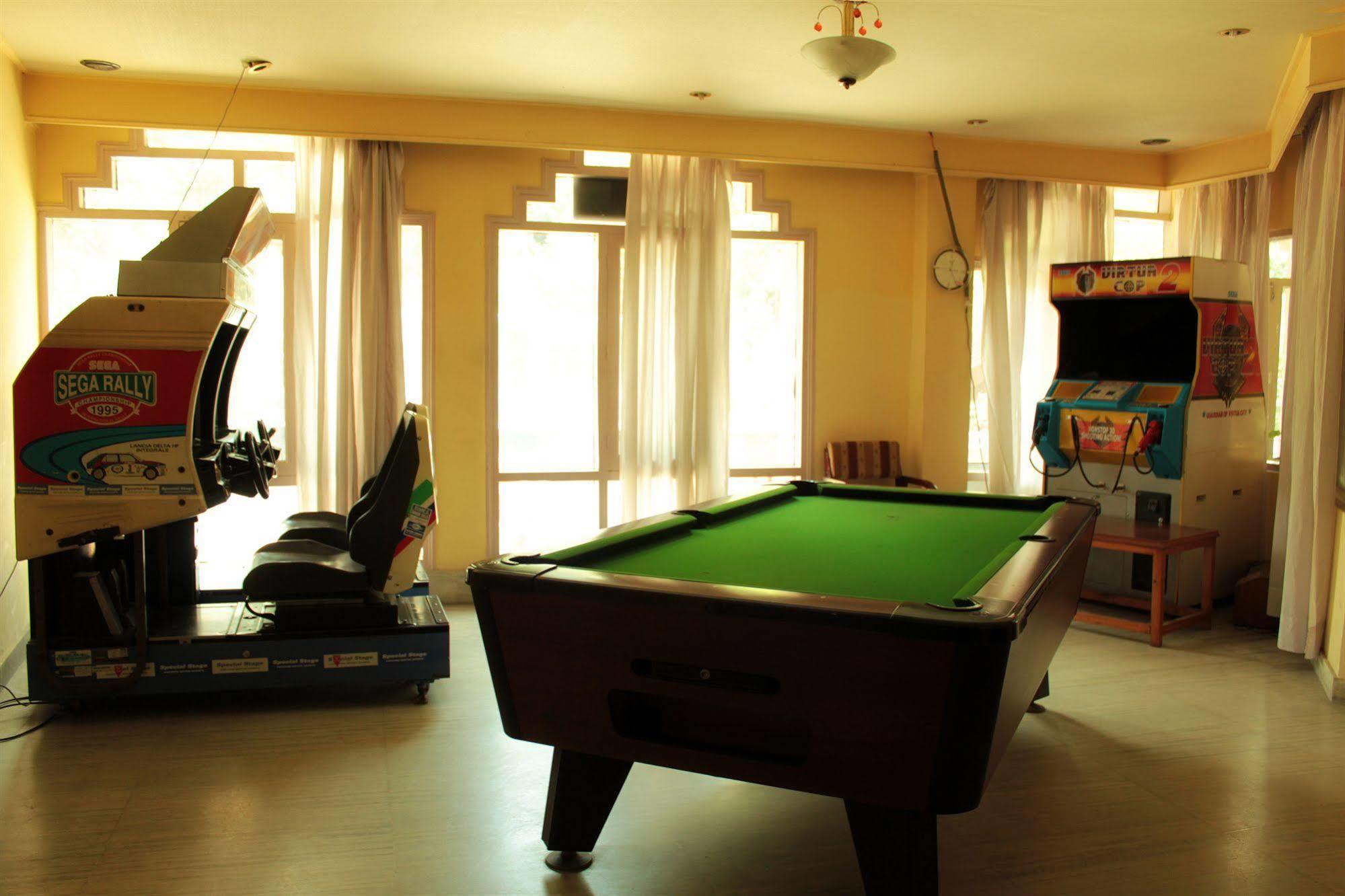 Bravia Hotel Manali Inn Manāli Exterior foto